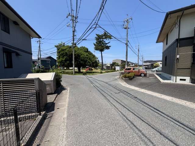 プリムローズⅢA棟の周辺
