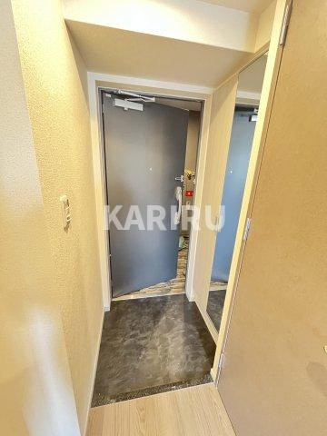 プレサンス東小橋エレディータの玄関