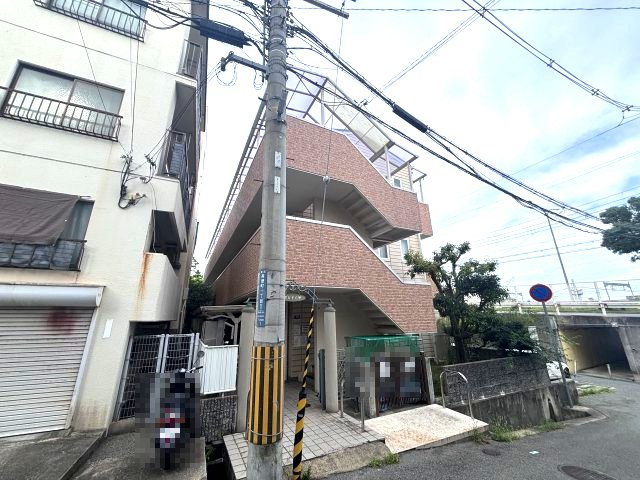 アビテ六甲 の外観