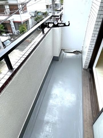 ローズマンション(A-007)のバルコニー