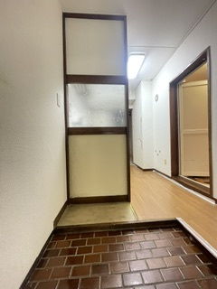 矢口フラワーマンションの玄関|シューズボックスを設置可能な玄関となっております。