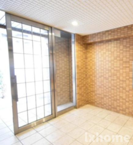 エスペオーラ近藤のエントランス|落ち着いたエントランスです