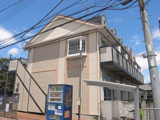 パストラル小山の外観
