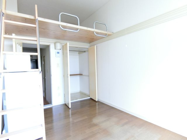 パストラル小山の居間・リビング