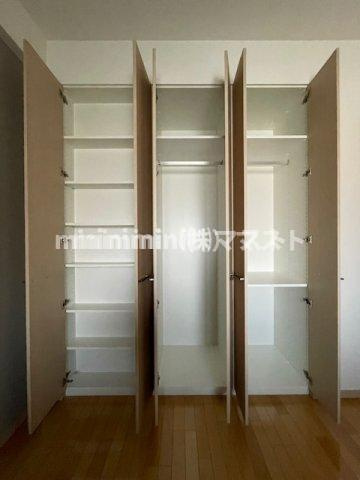 シャリエなんばファーストの収納|同建物内・別部屋参照