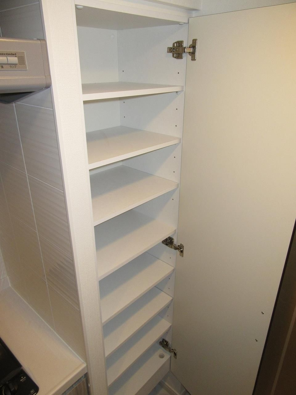 S-RESIDENCE千里丘の玄関