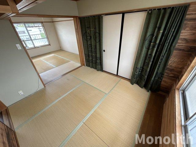 和泉府中ファミリーマンションの和室