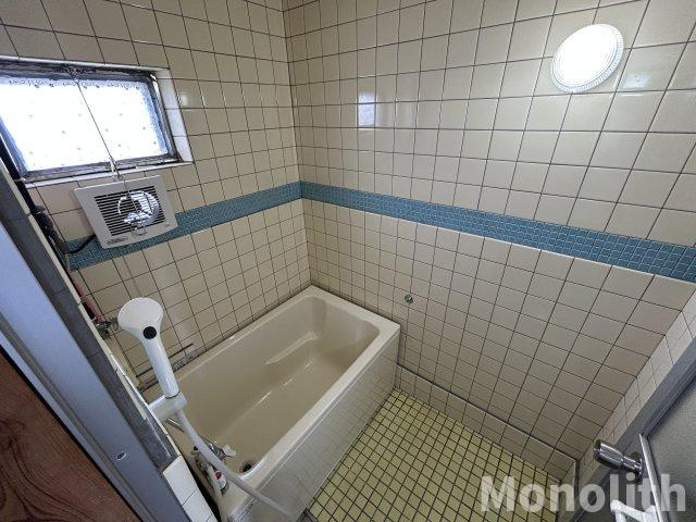 和泉府中ファミリーマンションの浴室