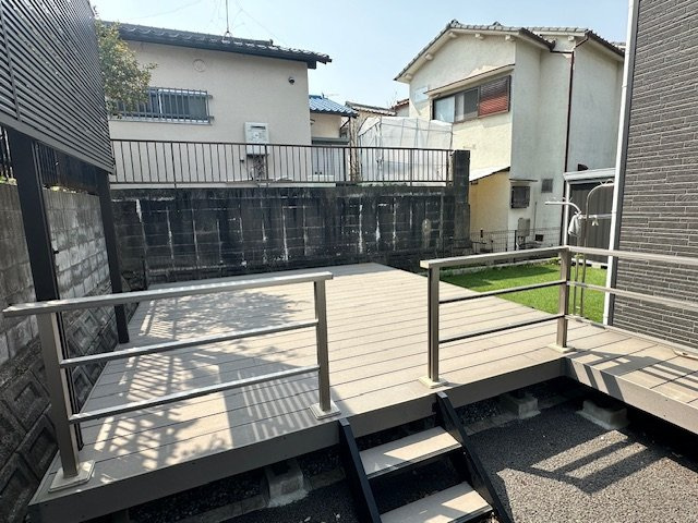 北葛城郡上牧町松里園2丁目　中古戸建のその他|おうち時間が楽しくなるウッドデッキ、家族や友人との時間を楽しめるスペースです