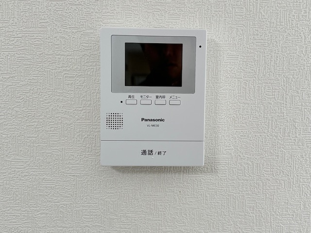 北葛城郡上牧町松里園2丁目　中古戸建の防犯設備