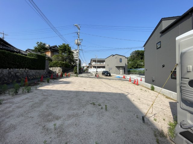 古江東町（C）　土地の外観|前面道路と敷地との高低差がなく、車や自転車の出入りが簡単です。