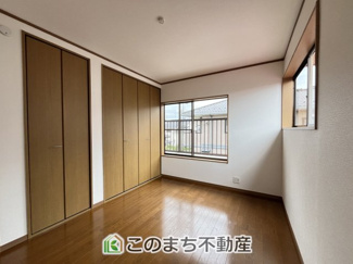 【洋室】 | KEM小山市西城南1期 | 南向きで陽当たりの良い洋室♪風通しもよく快適です☆
