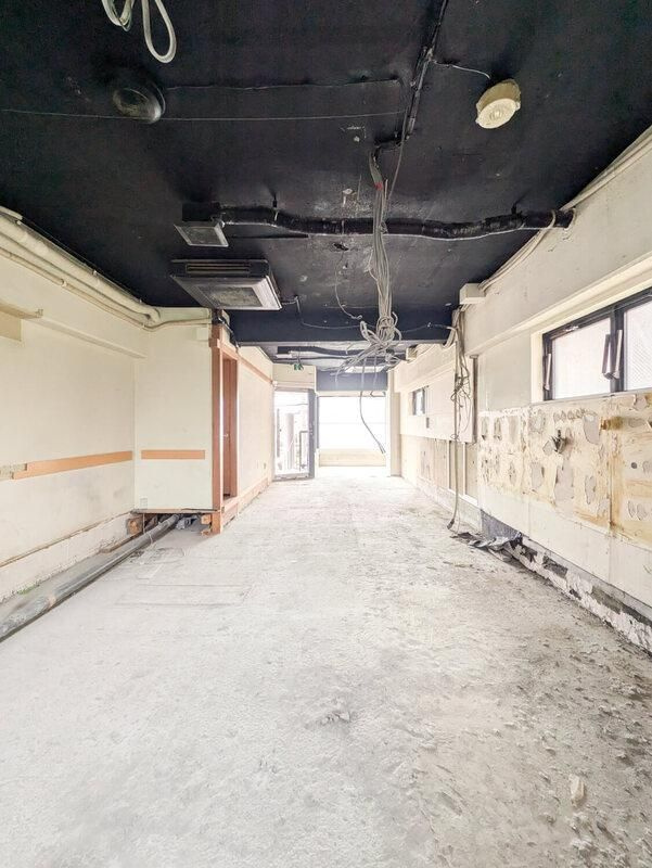 国立市中１丁目の店舗事務所の内装