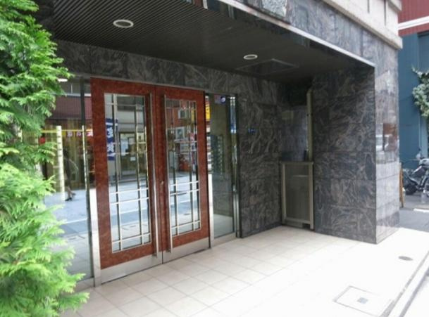 メゾンド日本橋三越前のエントランス