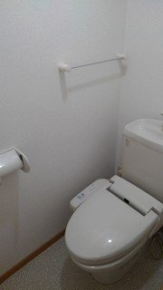 アヴニール東雲のトイレ|落ち着いたトイレです