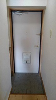 アヴニール東雲の玄関|シンプルで使いやすい玄関です