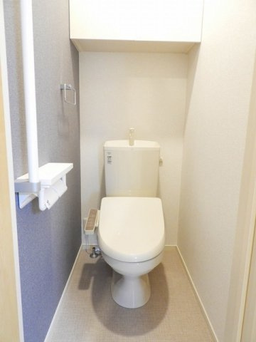 シャンブレ・ラ・ソレイユⅡのトイレ|トイレもきれいです