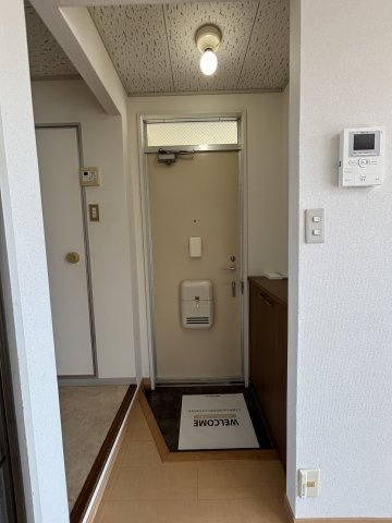 ヴィレッジ生田の玄関