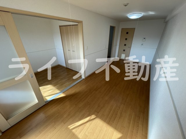 アプリコットこさかの居間・リビング|こちらの居間で趣味の時間をお楽しみください