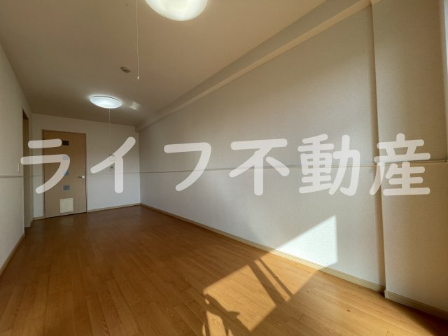 アプリコットこさかの居間・リビング|ゆったり過ごせるリビングです