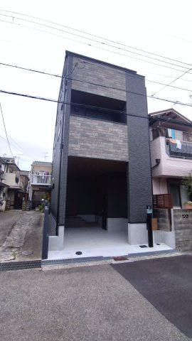 尼崎市稲葉荘　新築戸建の外観