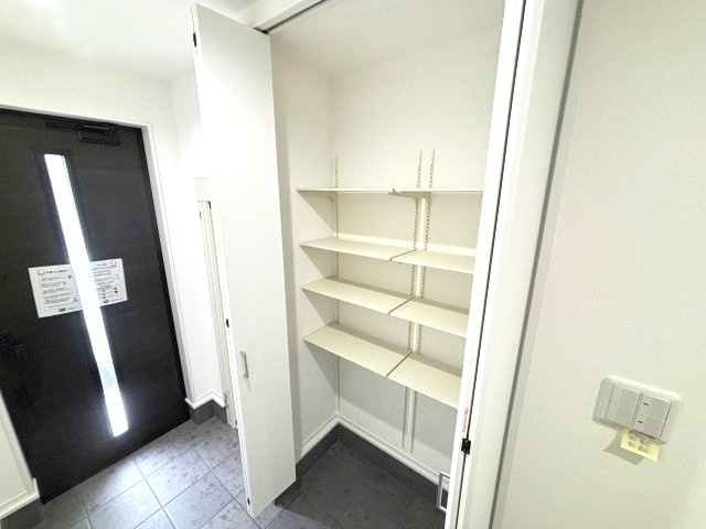 あんしん+FamM河原城20-1001の収納