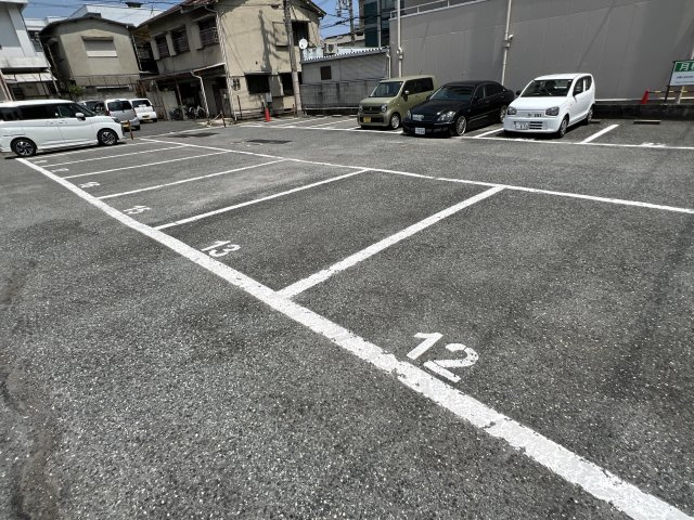姫路市東延末１丁目の賃貸マンションの駐車場