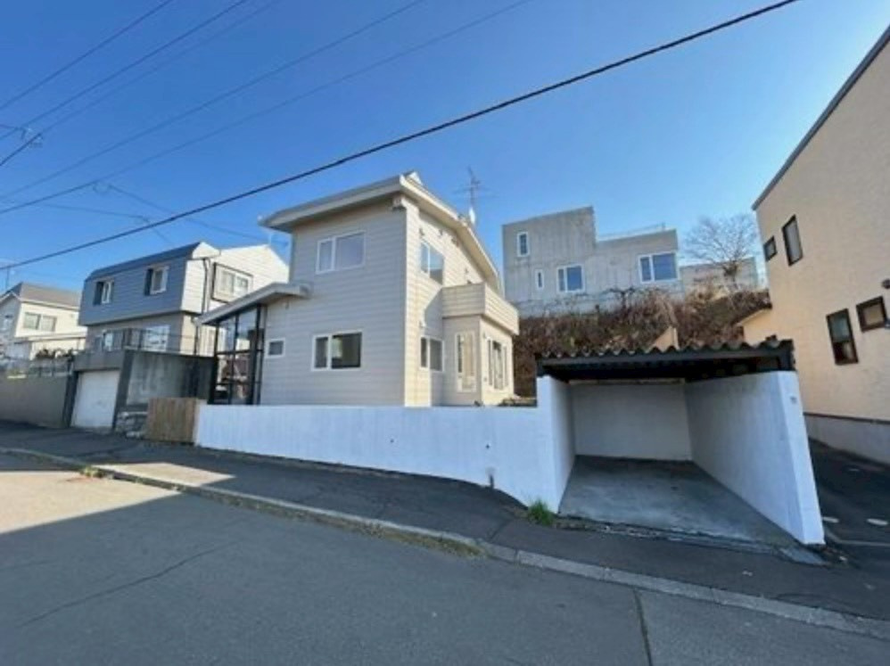 西岡４条１４丁目の外観