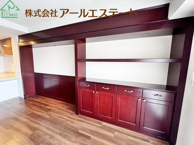 ポレスター姫路ザ・レジデンス　　JR「姫路駅」徒歩9分の収納