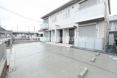 グランヒルズの駐車場|駐車場は１台家賃込みとなります◆