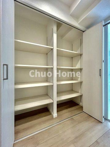 マンション西浅草の収納|廊下収納