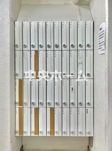マンション西浅草の設備|メールボックス