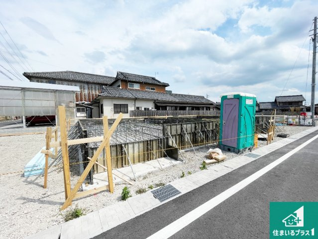 ★29(土)30(日)現地見学可能！★東近江市中野町　全2邸の外観|現在の進捗状況です！順調に作業進行中、完成が待ち遠しいです！詳細の間取り等、お気軽にお問い合わせください！