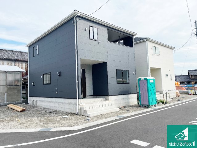 ★12(土)13(日)現地見学可能！★東近江市中野町　全2邸の外観|お客様に長く安心して住んでいだだける事にこだわった家づくり！住んでからのアフターサービスにもしっかりと取り組んでいます！