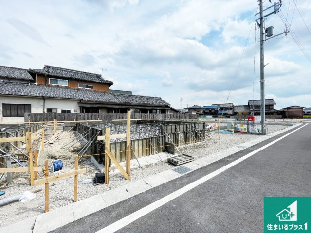 ★29(土)30(日)現地見学可能！★東近江市中野町　全2邸の前面道路含む現地写真|周辺は落ち着いた街並みの住宅地！子育てがしやすい住環境です！まだ未完成ですが、現地でしかわからない事もございます。是非一度ご覧ください。