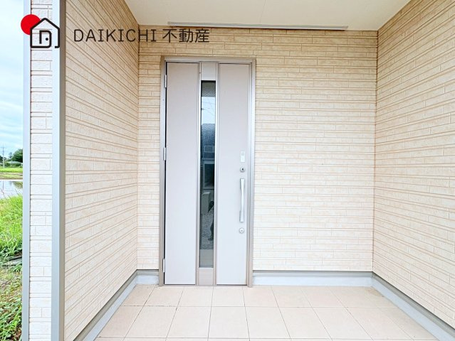 【玄関】 | 加須市大越　中古戸建