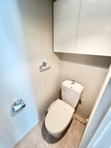 プロシード山下公園ザ・タワーのトイレ|シンプルで使いやすいトイレです