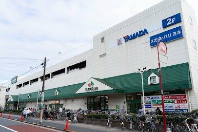 マルエツ新糀谷店まで587m