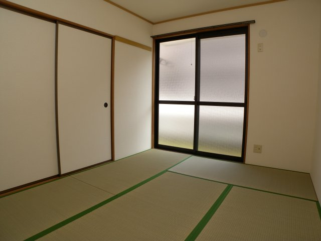 メゾン有瀬の和室