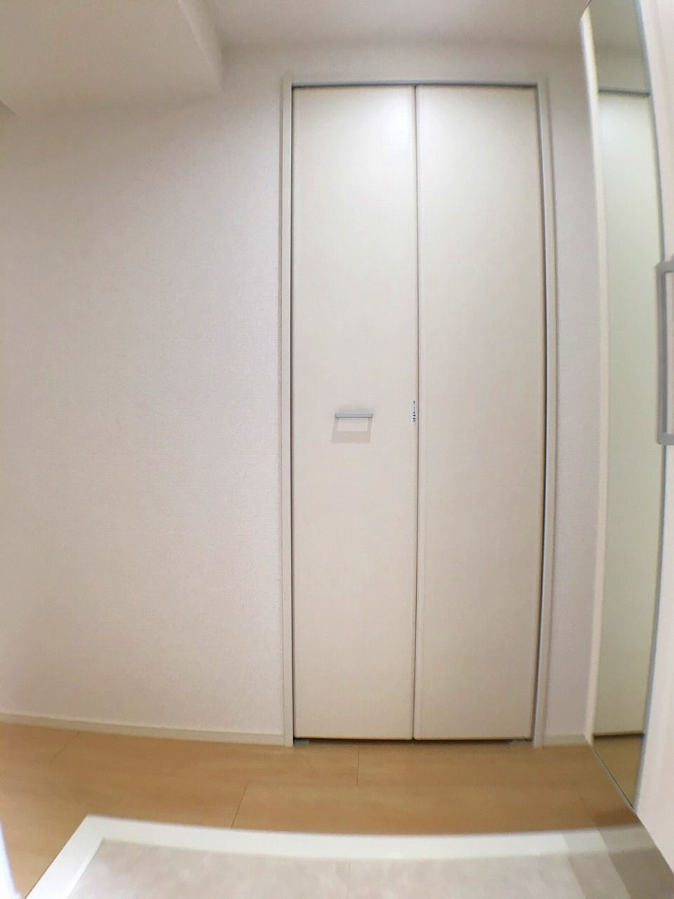 Ａ・Ｉ鶴見市場の玄関