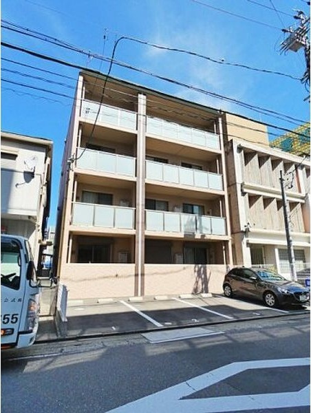 グランシャトゥ那古野の外観