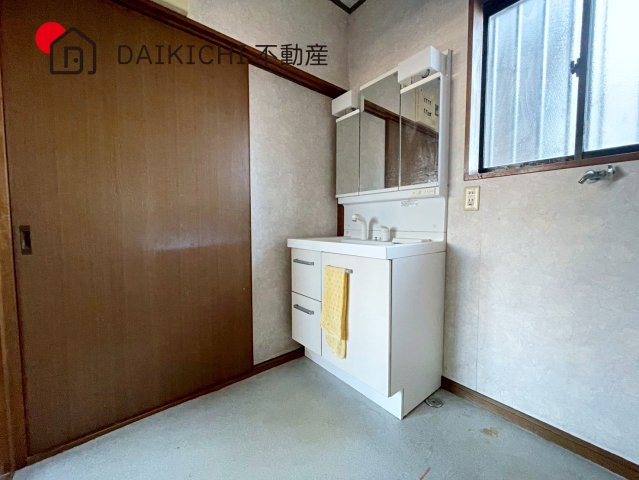 【脱衣所】 | 鴻巣市天神5丁目　中古戸建