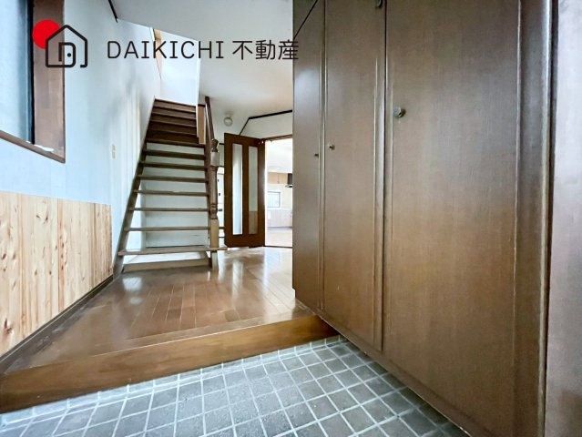【玄関】 | 鴻巣市天神5丁目　中古戸建