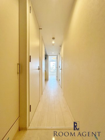 LUORE大曽根の玄関