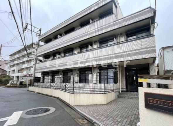 東栄王子ハイツの外観