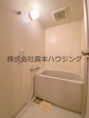【浴室】 | 　ラフィネ星田 | ゆったり過ごせるお風呂です