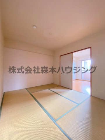 【和室】 | 　ラフィネ星田 | 趣のある和室です
