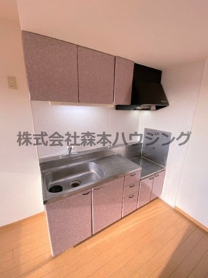 【キッチン】 | 　ラフィネ星田 | お料理しやすいキッチンです