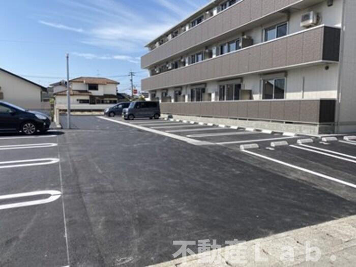 ファグタルの駐車場