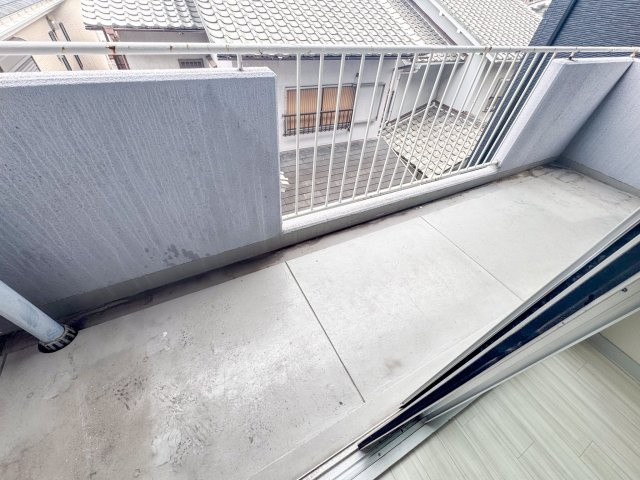 コーポラス翌繪のバルコニー
